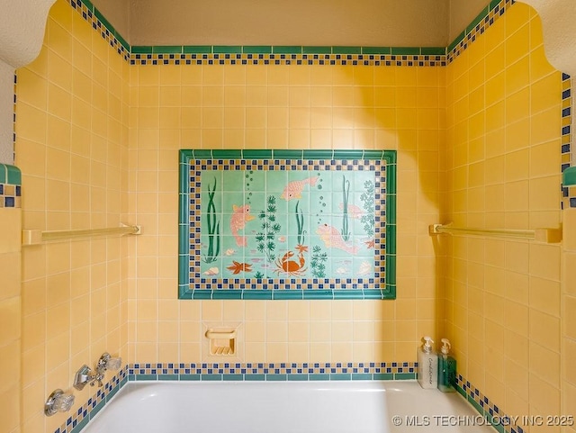 view of full bath