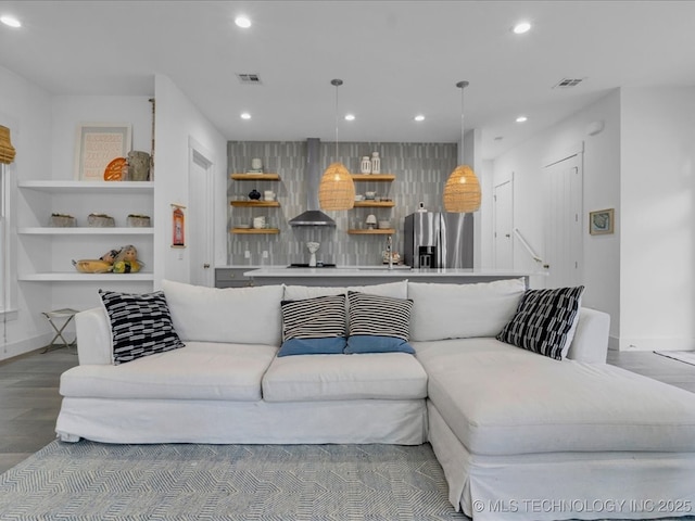 40 Center Ln N, Carlton Landing, OK 74432 - living area with recessed lighting, wood finished floors, and built in shelves