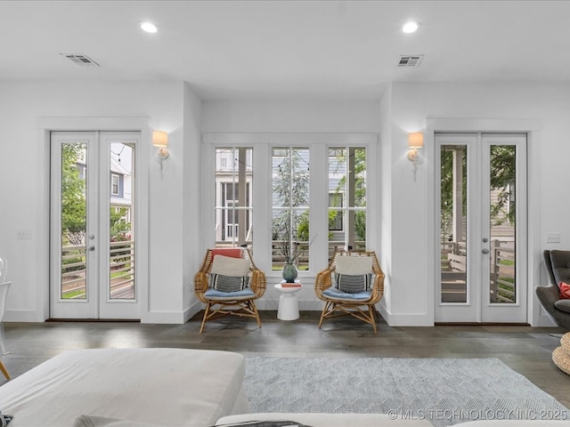40 Center Ln N, Carlton Landing, OK 74432 - living area featuring french doors, plenty of natural light, and recessed lighting