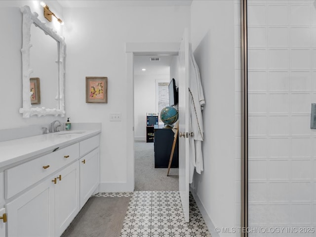 40 Center Ln N, Carlton Landing, OK 74432 - full bath featuring vanity and baseboards