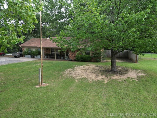 196 High Chaparal St, Ardmore, OK 73401 - view of front facade