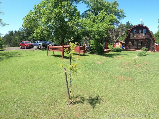 808 N Norfolk Rd, Yale, OK 74085 - view of grassy yard
