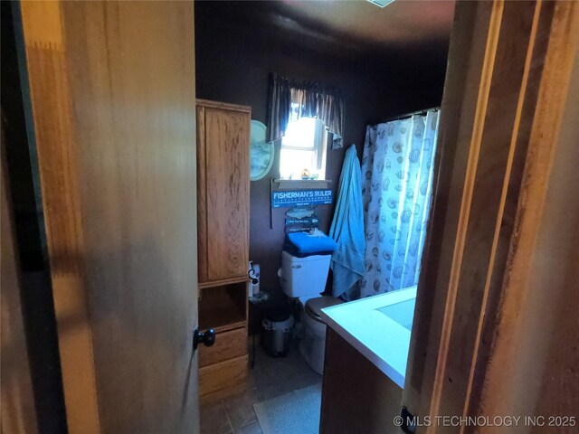 808 N Norfolk Rd, Yale, OK 74085 - full bathroom featuring toilet and vanity