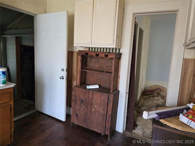 360 N 5th St, Fairfax, OK 74637 - bathroom featuring wood finished floors