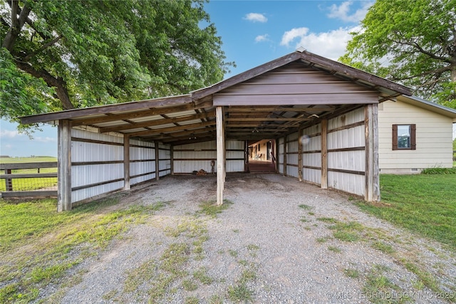 1202 S Oak Grove Rd, Cushing, OK 74023 - view of pole building featuring a detached carport and driveway