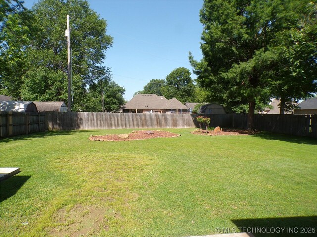 308 Roosevelt Ave, Wagoner, OK 74467 - photo 3