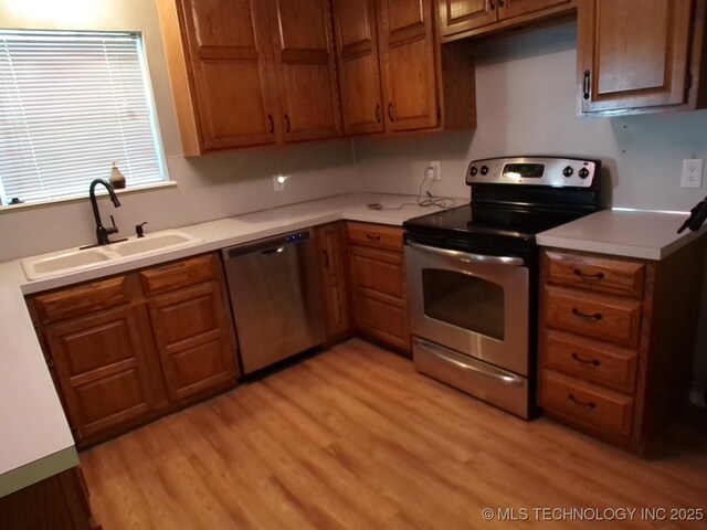 308 Roosevelt Ave, Wagoner, OK 74467 - photo 5