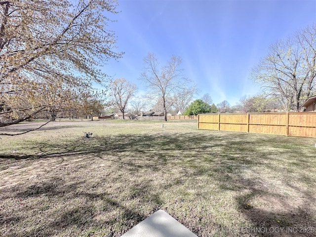 2212 W Independence Pl, Tulsa, OK 74127 - view of yard