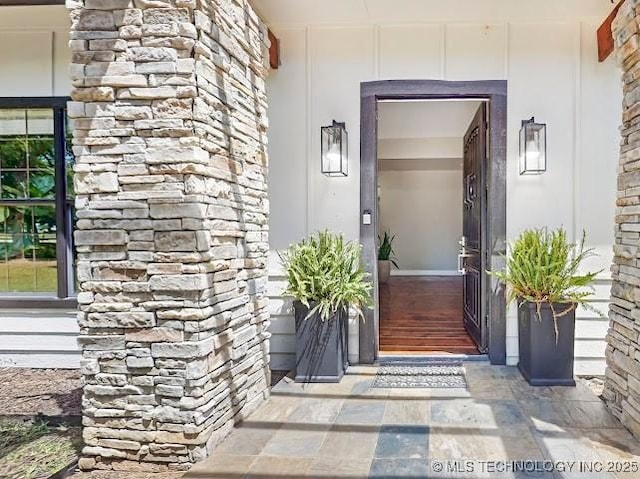 17716 S 39th W Ave, Mounds, OK 74047 - entrance to property with stone siding