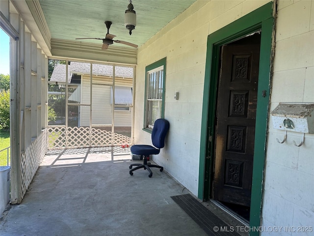 1107 W Broadway St, Henryetta, OK 74437 - sunroom / solarium featuring ceiling fan