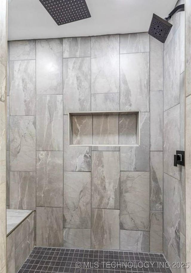 449734 E 356th Rd, Afton, OK 74331 - bathroom view of a tile shower