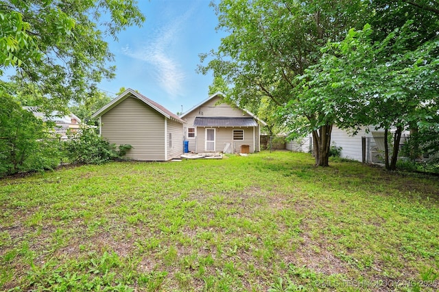 850 E Moses St, Cushing, OK 74023 - view of yard