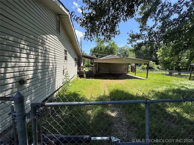 31206 E 683rd St, Wagoner, OK 74467 - view of yard featuring a carport