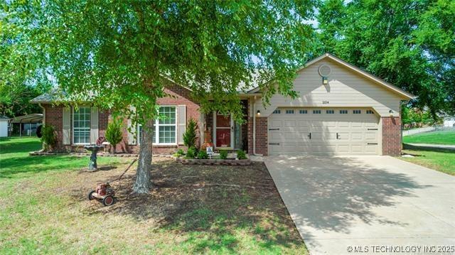 2104 Timberline, Muskogee, OK 74403 - photo 2