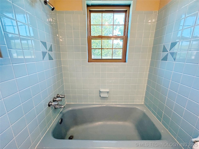 502 W Elm St, Henryetta, OK 74437 - full bathroom with bathing tub / shower combination