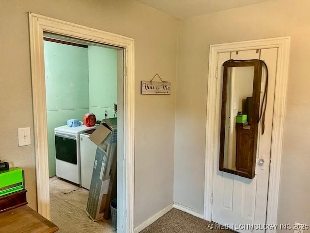 2201 Baugh St, Muskogee, OK 74403 - hall featuring washing machine and clothes dryer