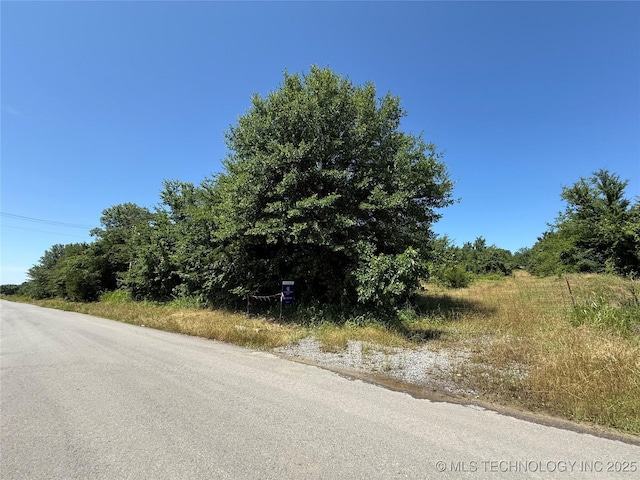 8633 Ulan Rd, Indianola, OK 74442 - photo 2