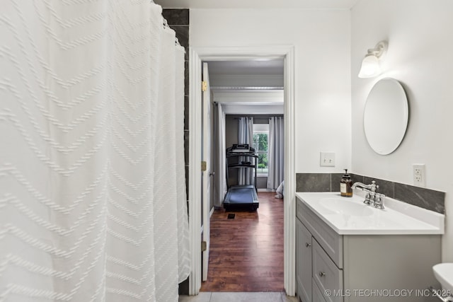 2982 S 294th E Ave, Broken Arrow, OK 74014 - full bath featuring vanity