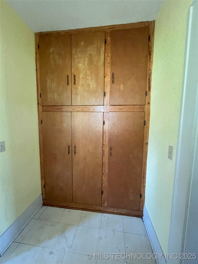 701 NW 3rd St, Stigler, OK 74462 - view of closet