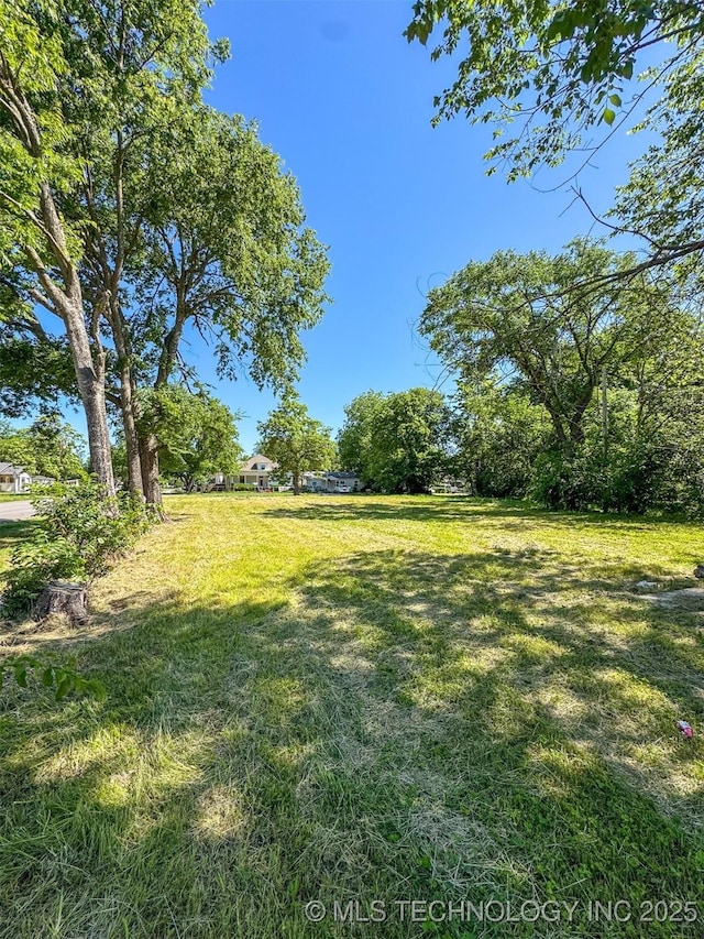 322 N Ash, Ada, OK 74820 - photo 1