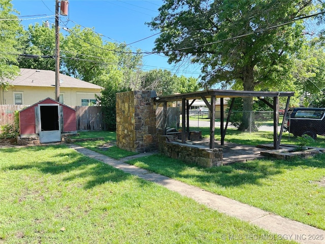 303 W Mckinley Ave, Sapulpa, OK 74066 - view of yard