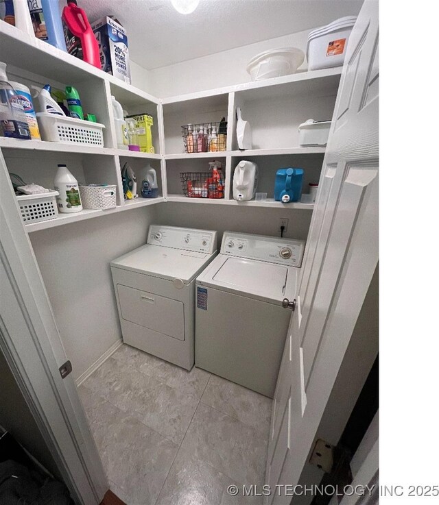 19416 E 38th St S, Broken Arrow, OK 74014 - washroom with washer and dryer