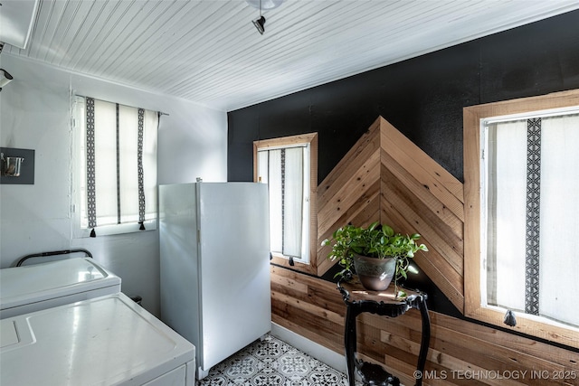 317 E 4th St, Claremore, OK 74017 - laundry room featuring washer / clothes dryer and wood ceiling