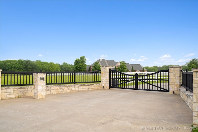 3511 E 181st St S, Bixby, OK 74008 - view of gate
