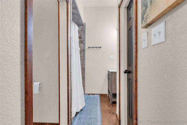 26115 US Highway 70, Bokchito, OK 74726 - hall featuring a textured wall