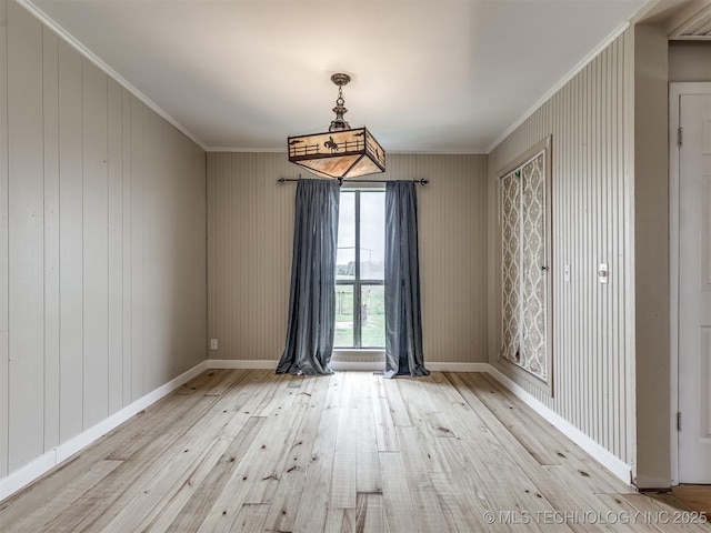 32550 S 250th Rd, Henryetta, OK 74437 - unfurnished room with wood-type flooring, ornamental molding, and baseboards