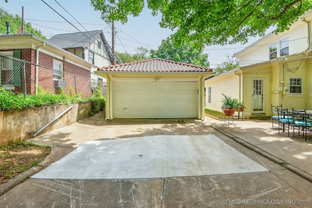 201 E 24th Pl, Tulsa, OK 74114 - view of detached garage