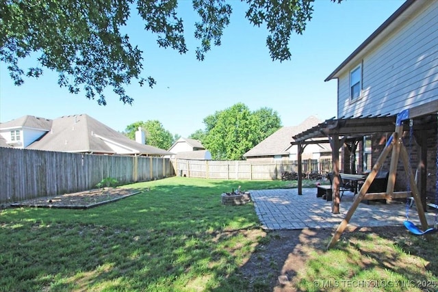 1146 E 137th St, Glenpool, OK 74033 - view of yard featuring a pergola and a patio area