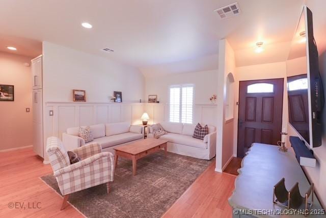 14538 S Kendalwood Blvd E, Glenpool, OK 74033 - living room with wood finished floors and recessed lighting