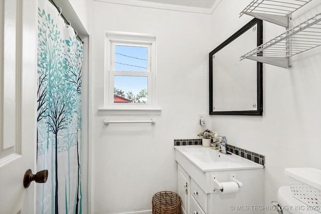 18094 S 461st E Ave, Porter, OK 74454 - bathroom featuring vanity, toilet, and a shower with shower curtain