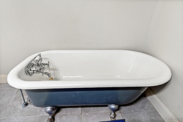18094 S 461st E Ave, Porter, OK 74454 - bathroom view of a freestanding bath and baseboards