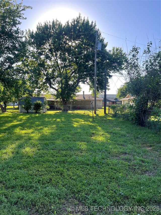 417 S 16th Ave, Durant, OK 74701 - view of yard