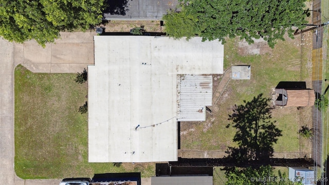 4921 E 26th St, Tulsa, OK 74114 - drone / aerial view