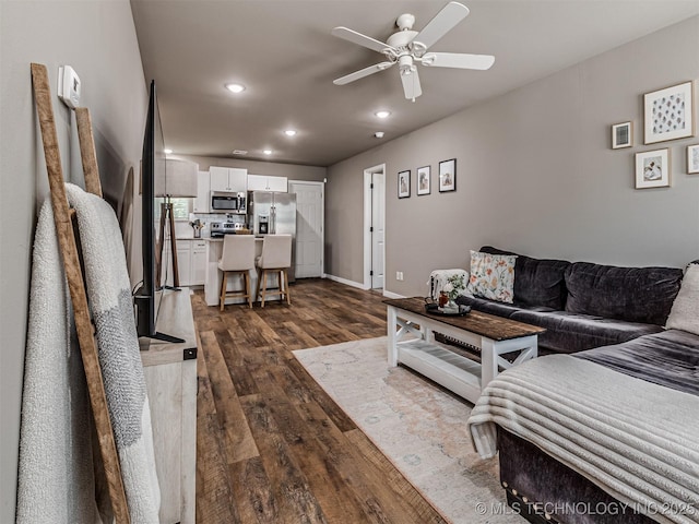 228 W Ohio Ave, Kiefer, OK 74041 - living area featuring dark wood-type flooring, a ceiling fan, and recessed lighting