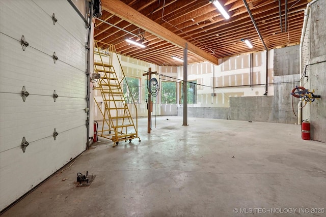 5011 E 84th St, Tulsa, OK 74137 - view of garage