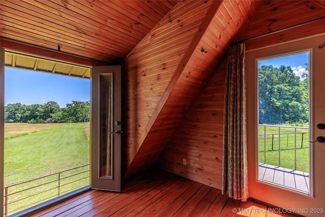 11787 S 4243rd Rd, Chelsea, OK 74016 - additional living space with lofted ceiling and wood-type flooring
