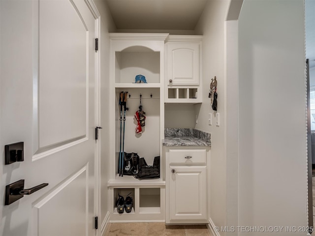2915 E Rockford Pl, Broken Arrow, OK 74014 - view of mudroom