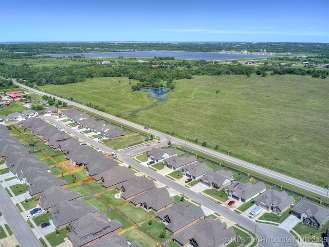 2915 E Rockford Pl, Broken Arrow, OK 74014 - aerial overview of property's location with a nearby body of water and nearby suburban area