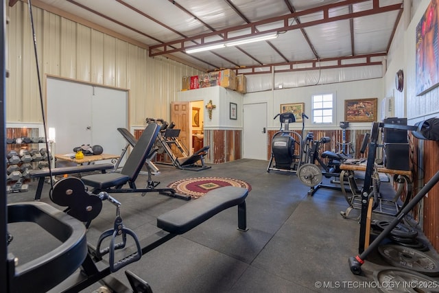 589 Three Mile Rd, Durant, OK 74701 - view of garage