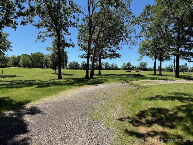 7905 Hornbeam Rd, Henryetta, OK 74437 - view of property's community featuring a yard