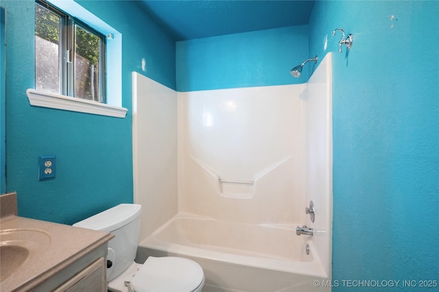 10511 S 83rd Cir, Tulsa, OK 74133 - full bathroom with vanity, toilet, and shower / bath combination