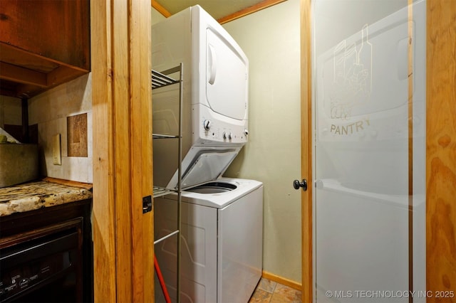 47 Tahnee Ln, Broken Bow, OK 74728 - washroom featuring stacked washer / drying machine