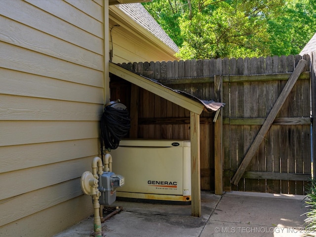 5553 S Delaware Ct, Tulsa, OK 74105 - exterior view of a power unit