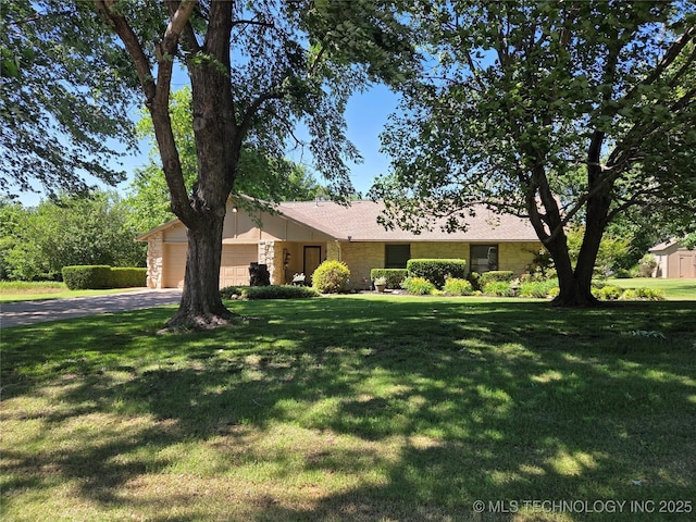 20941 E 102nd St S, Broken Arrow, OK 74014 - ranch-style house featuring driveway, an attached garage, stone siding, and a front lawn