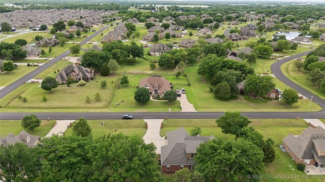 7083 E 85th St N, Owasso, OK 74055 - aerial view of residential area