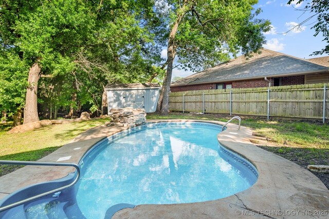 1300 S Mississippi, Ada, OK 74820 - view of swimming pool